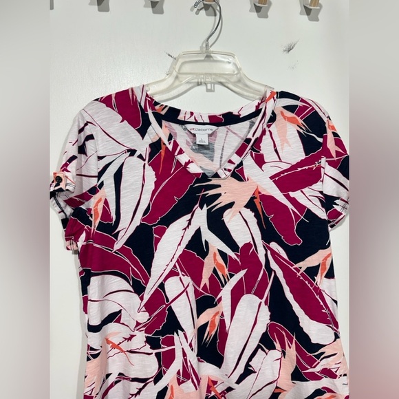 Liz Claiborne tee shirt - Picture 3 of 4